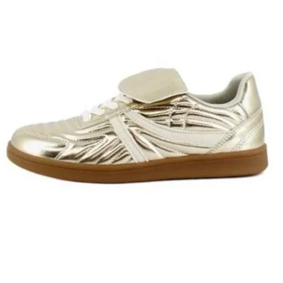 NWT Steve Madden Women's Madrid Casual Shoe Fashion Sneaker Shiny Gold Size 7M - Picture 2 of 6